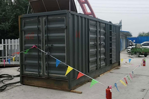 正宁发电机租赁空气滤清器多久更换一次?