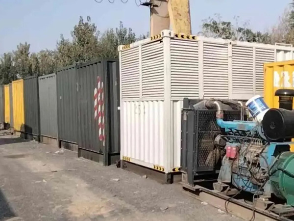 正宁200KW柴油发电机机组每小时油耗是多少?